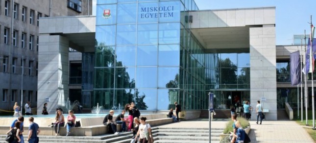 Ismét több mint 2000 gólya a Miskolci Egyetemen