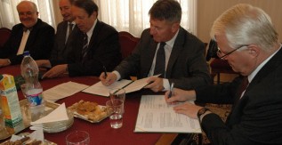 Megállapodást írt alá a Miskolci Egyetem a Magyarországi Evangélikus Egyházzal