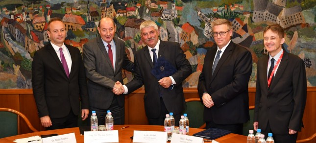 Stratégiai megállapodást kötött a TS Hungaria Járműjavító Kft. és a Miskolci Egyetem